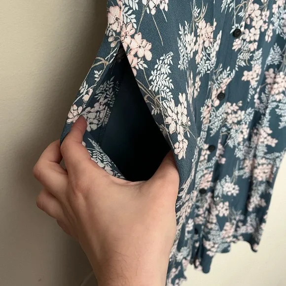 LOFT Blue Floral Button Dress Size 2 - Picture 6 of 9